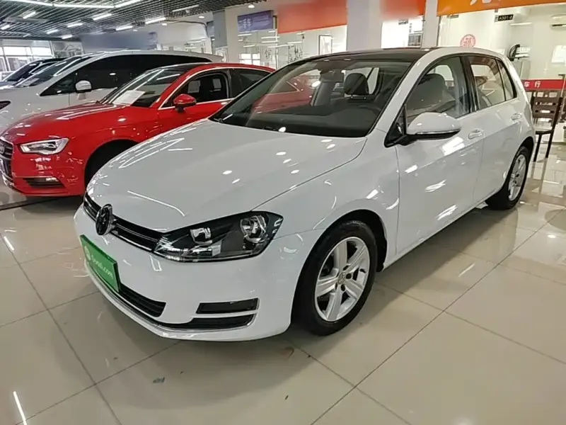Volkswagen Golf, 2015