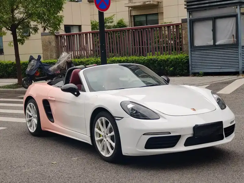 Porsche 718, 2018