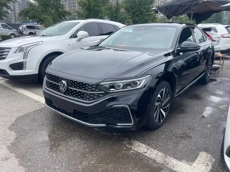 Volkswagen Passat, 2022