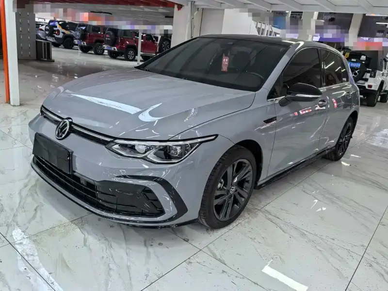 Volkswagen Golf, 2020