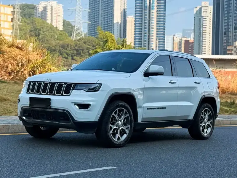 Jeep Grand Cherokee (Import), 2023