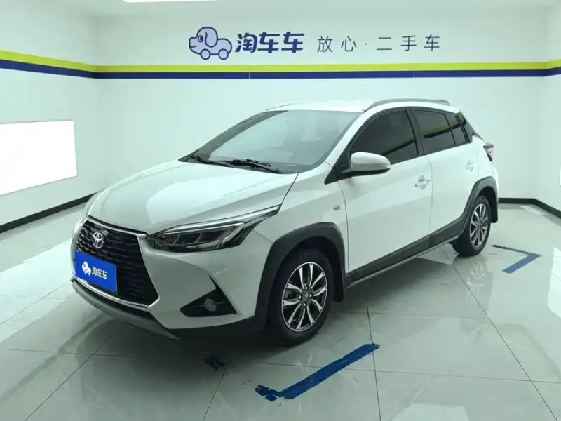 Toyota Yaris L, 2022