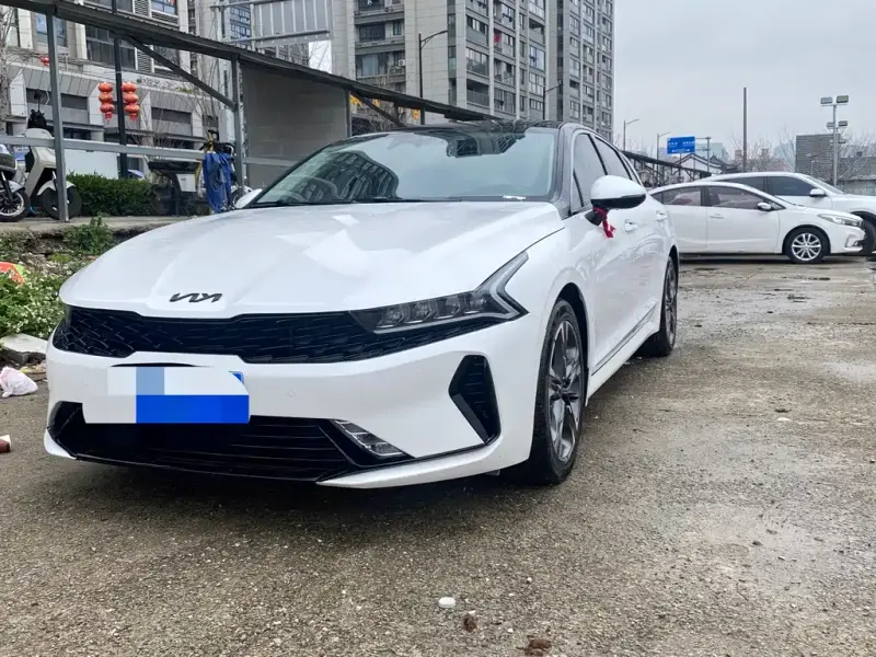 Kia K5, 2022