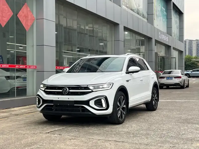 Volkswagen T-Roc, 2025