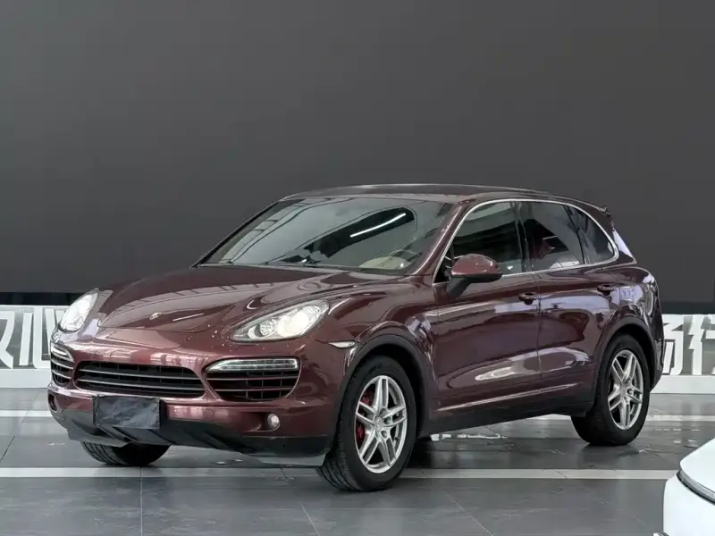 Porsche Cayenne, 2012