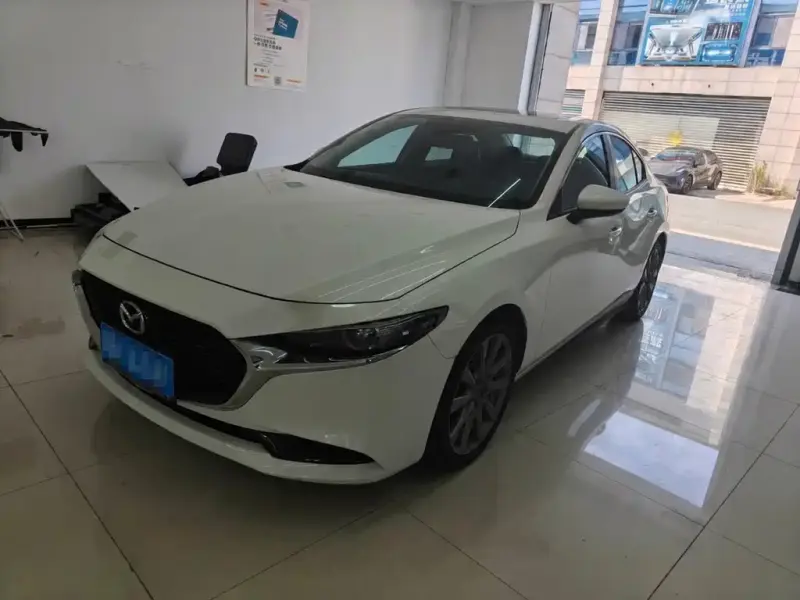 Mazda 3 Axela, 2022