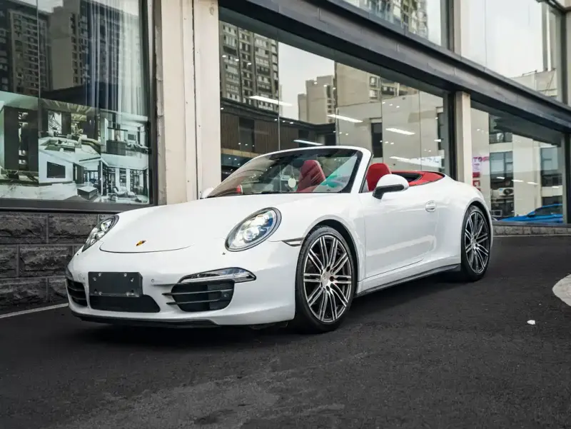 Porsche 911, 2016