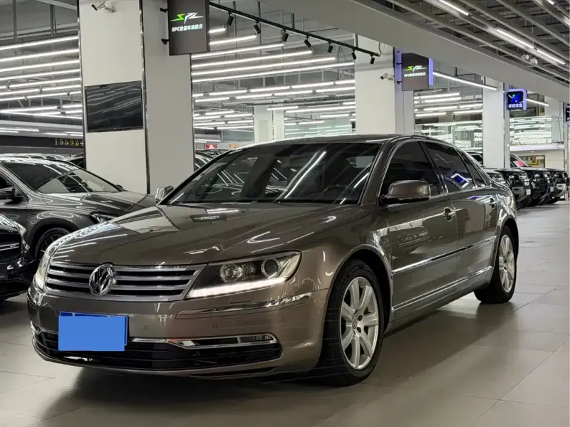 Volkswagen Phaeton, 2012