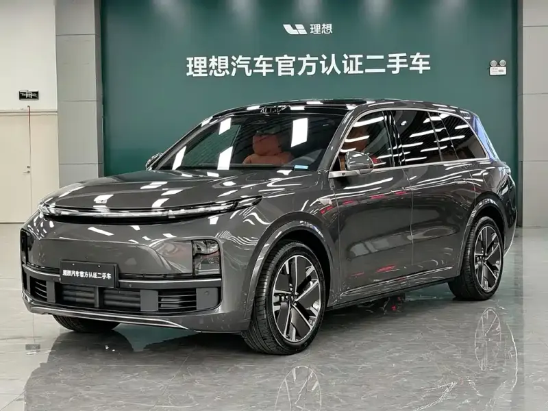 Li Auto Li L9, 2025
