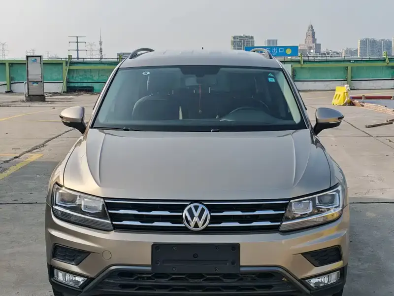 Volkswagen Tiguan L, 2018