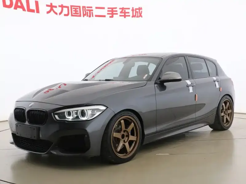 BMW 1 Series (Import), 2018 — фото 1