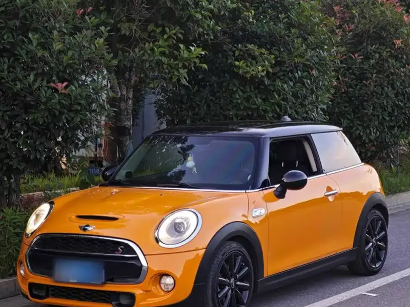 MINI Mini, 2015