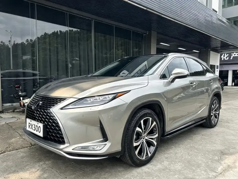 Lexus RX, 2021