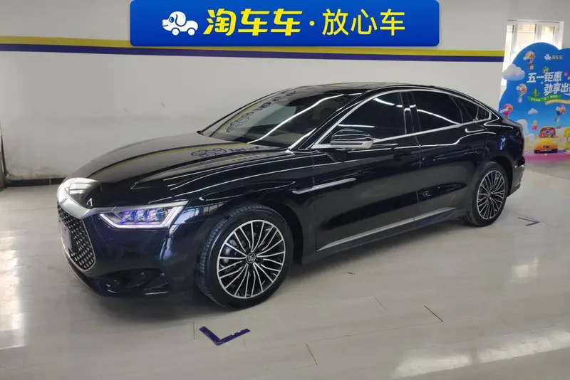 BYD Han DM DM-i 121KM Premium Version, 2022 — фото 1