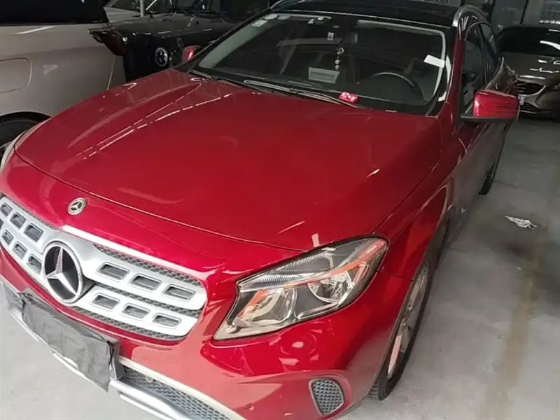 Mercedes-Benz GLA, 2018