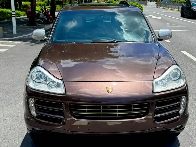 Porsche Cayenne, 2011