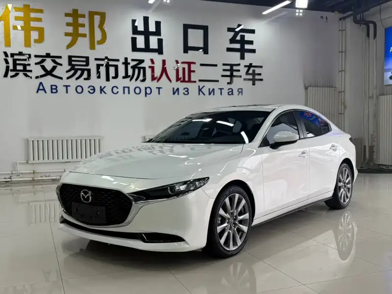 Mazda 3 Axela, 2022