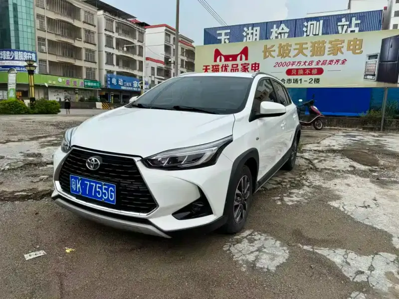 Toyota Yaris L, 2023