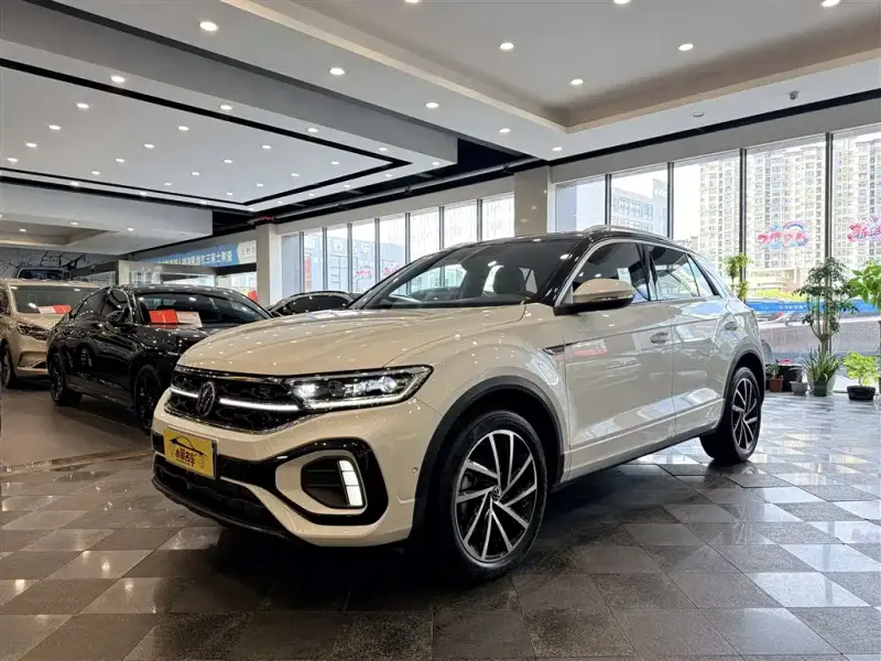 Volkswagen T-Roc, 2023
