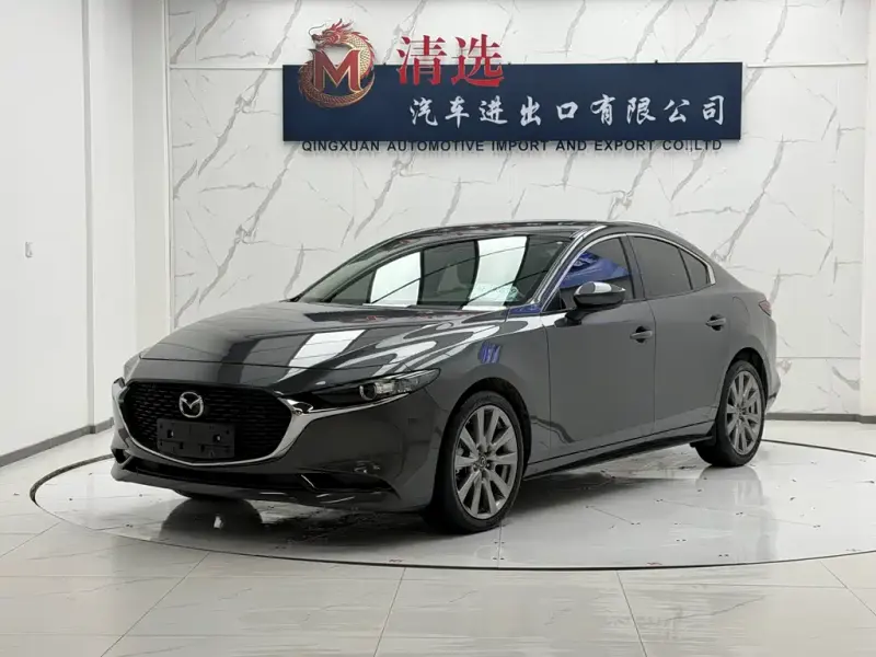 Mazda 3 Axela, 2021