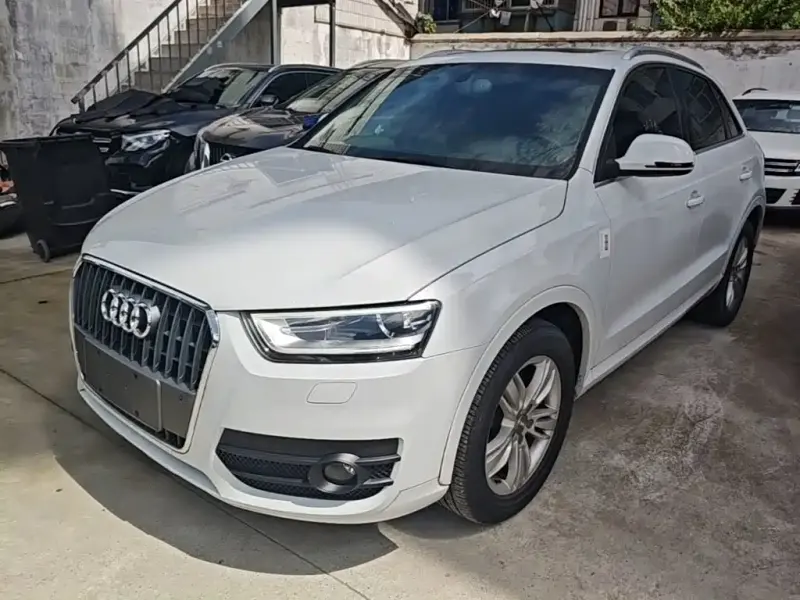 Audi Q3, 2015 — фото 1