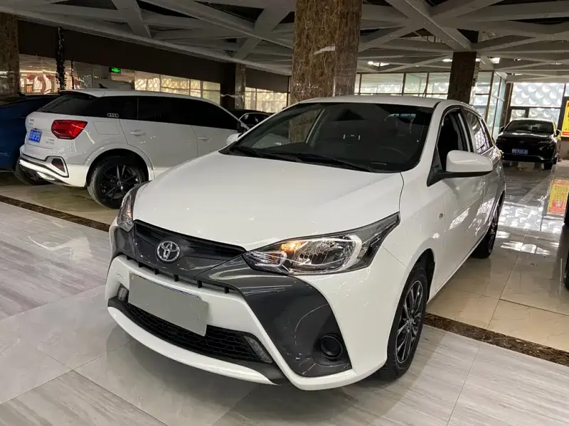 Toyota Yaris L, 2023