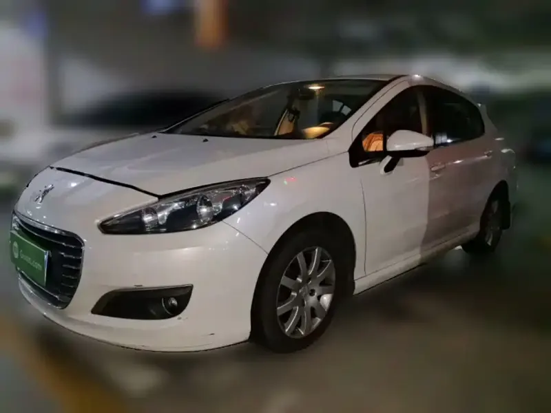 Peugeot 308, 2015