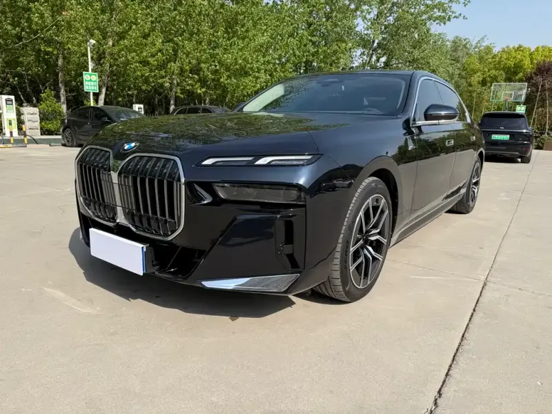 BMW 7 Series, 2023