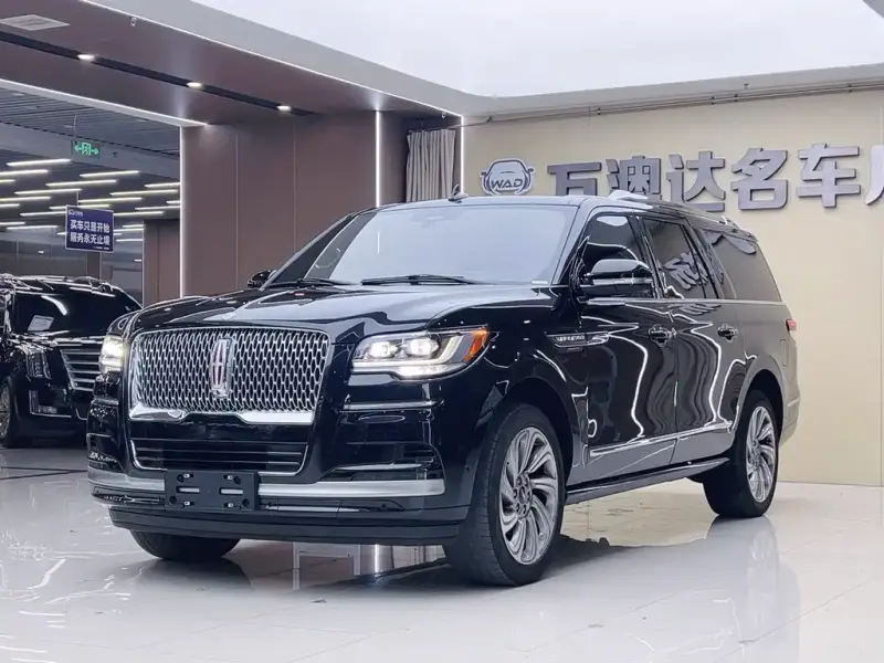 Lincoln Navigator, 2023