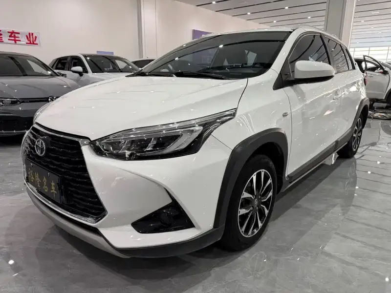 Toyota Yaris L, 2022