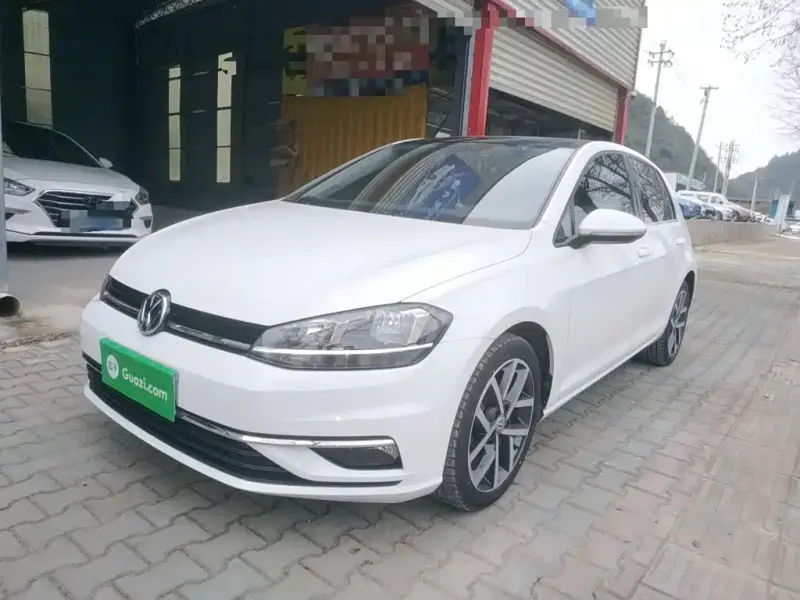 Volkswagen Golf, 2020