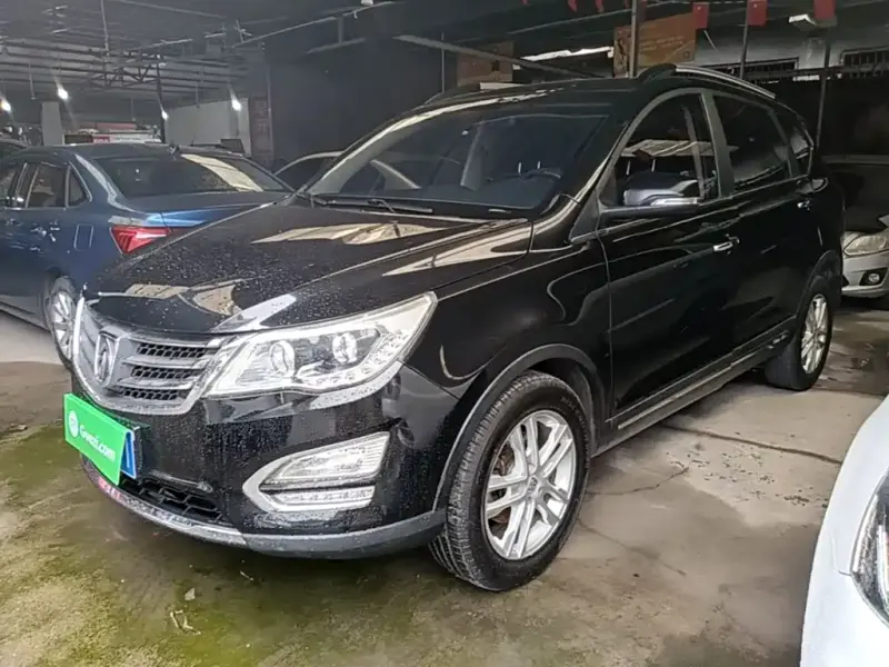 Baojun 560, 2016