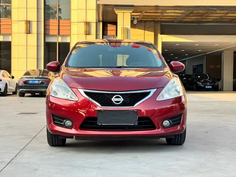 Nissan Tiida, 2015