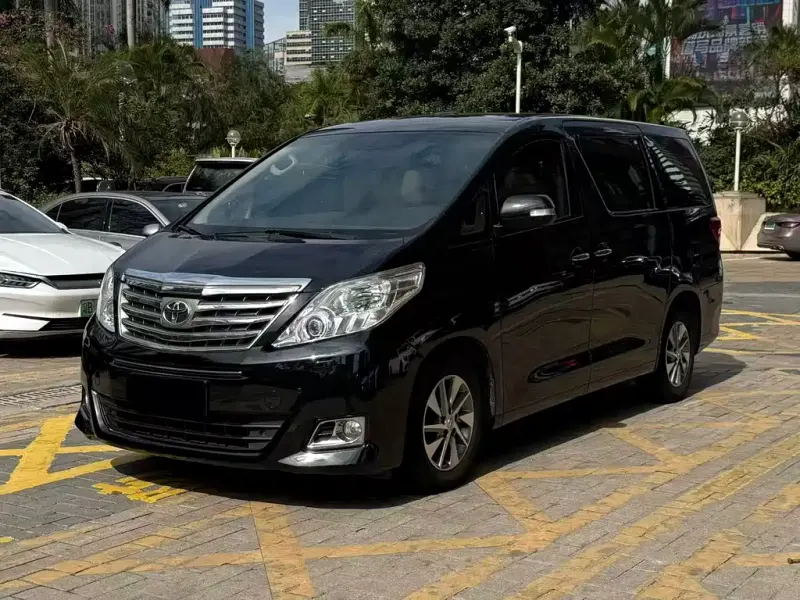 Toyota Alphard, 2015