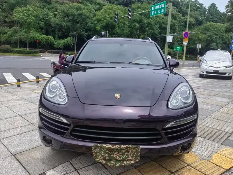 Porsche Cayenne, 2011