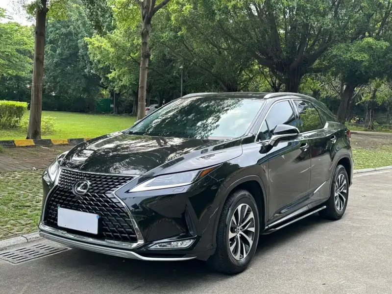 Lexus RX, 2021