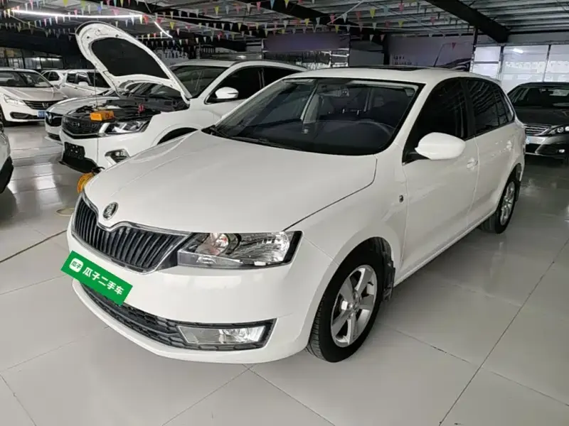 Skoda Rapid Spaceback, 2016