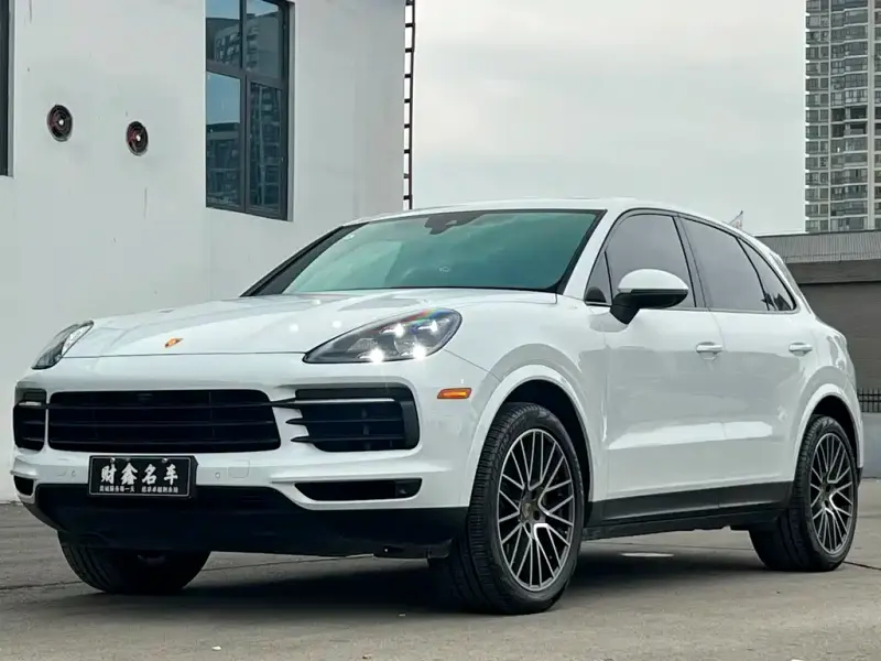 Porsche Cayenne, 2023