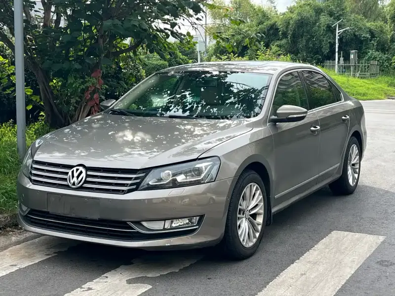 Volkswagen Passat, 2011