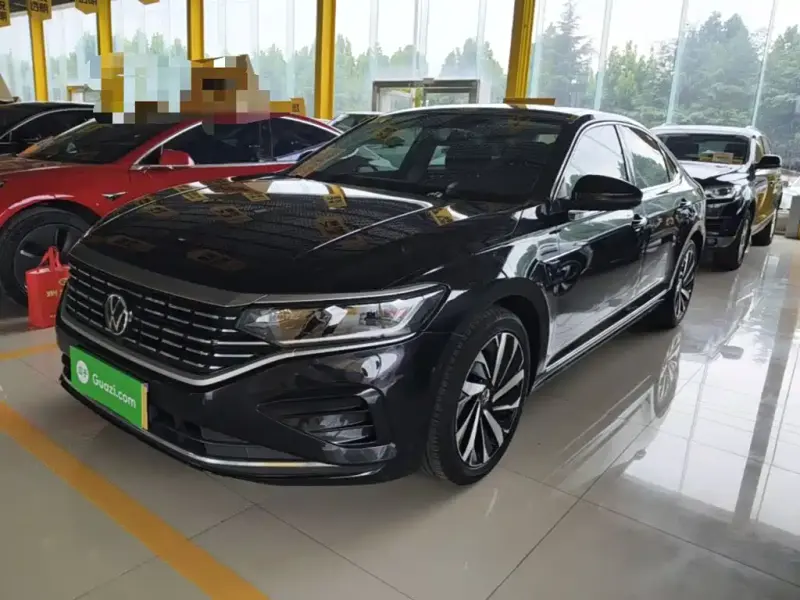 Volkswagen Passat, 2022