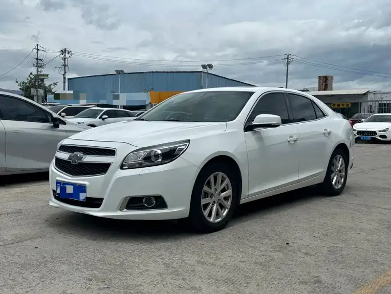 Chevrolet Malibu, 2015