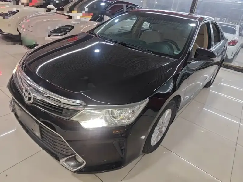 Toyota Camry, 2015