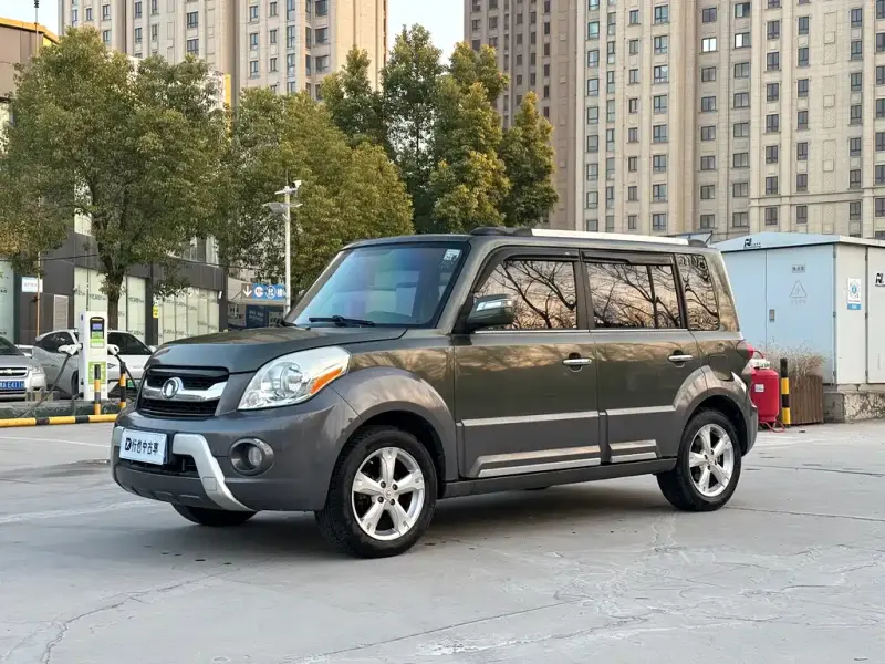 Great Wall M2, 2015