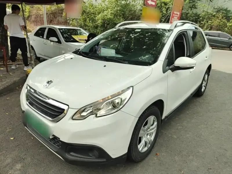 Peugeot 2008, 2015