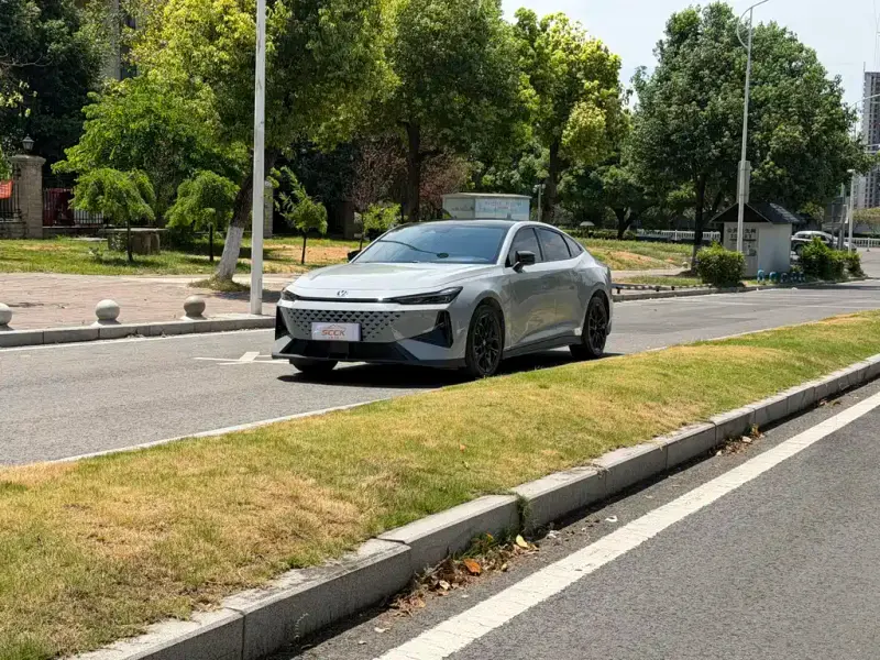 Changan UNI-V, 2024