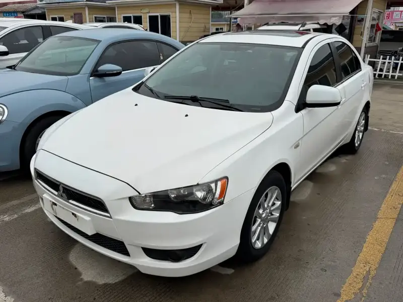 Mitsubishi Lancer EX, 2013