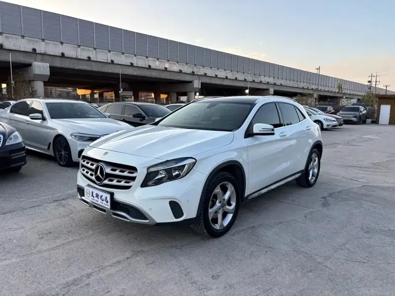 Mercedes-Benz GLA, 2019