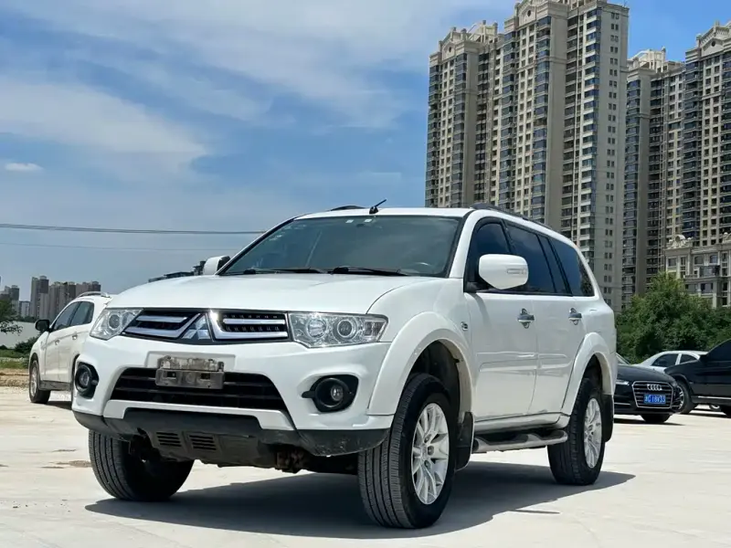 Mitsubishi Pajero Sport, 2017