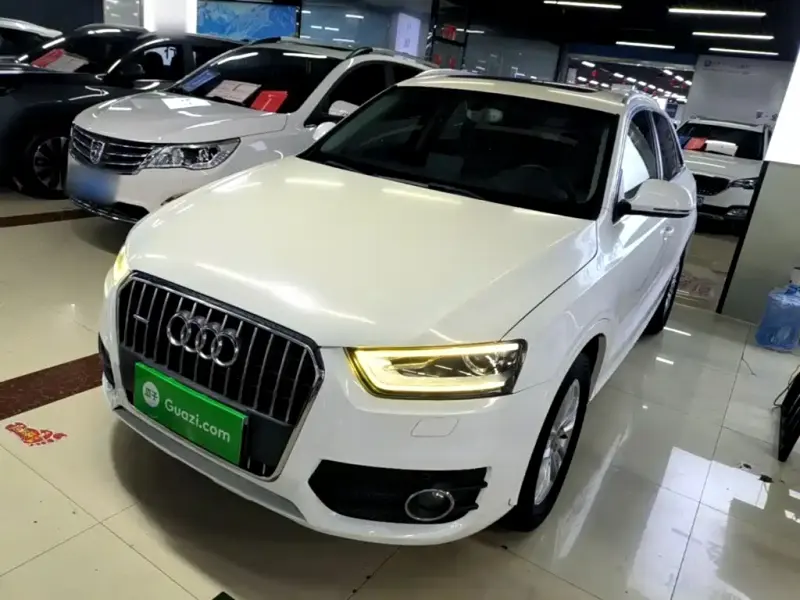 Audi Q3, 2014 — фото 1