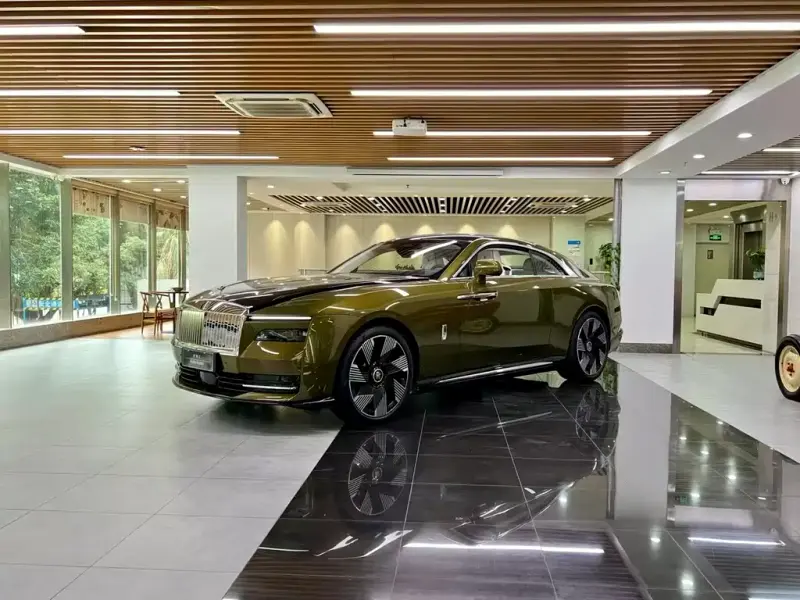 Rolls-Royce Phantom, 2025